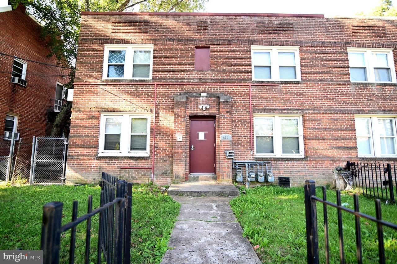 431 Mellon Street Southeast #2