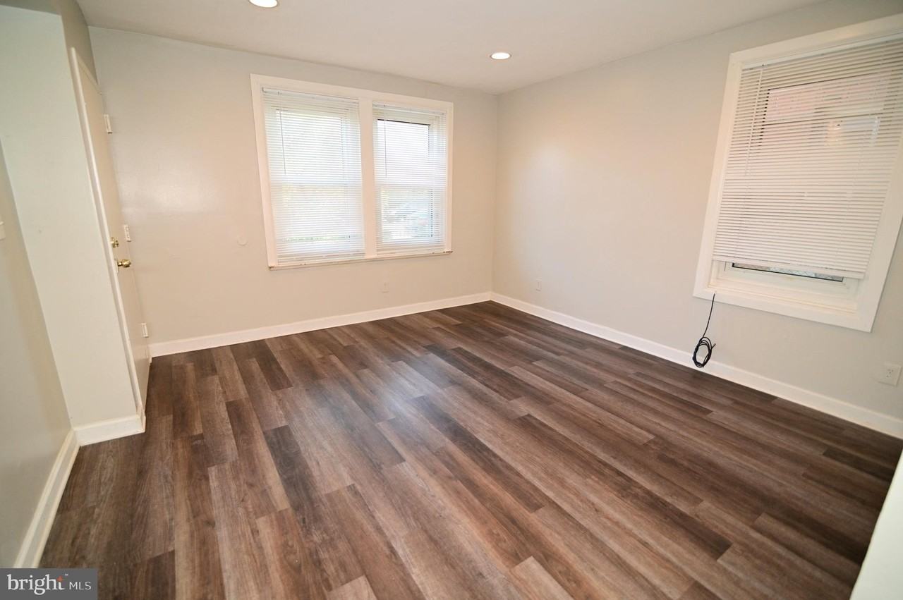 431 Mellon St Se Apt 2 #2 - Photo 6 of 24