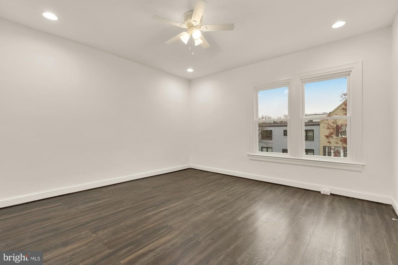 1113 Penn Street Northeast #4 - Photo 3 of 22