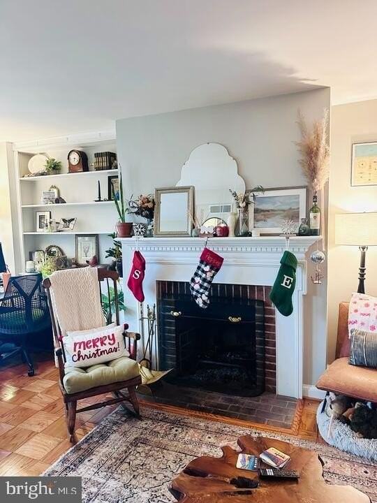 817 E Street Southeast #1 - Photo 5 of 25