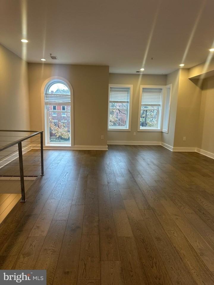 1852 3rd Street Northwest #C - Photo 7 of 50