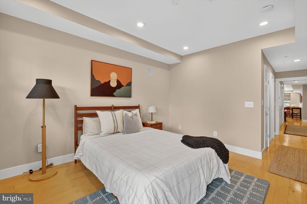 816 Kennedy Street Northwest #3 - Photo 7 of 9