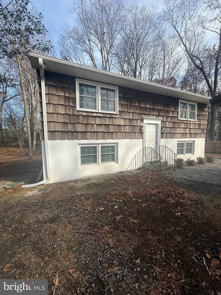 8859 Clendaniel Pond Road - Photo 5 of 25