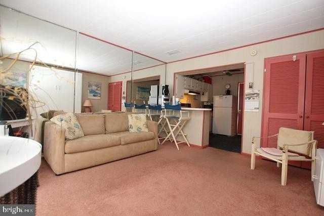 29 Maryland Avenue - Photo 2 of 4