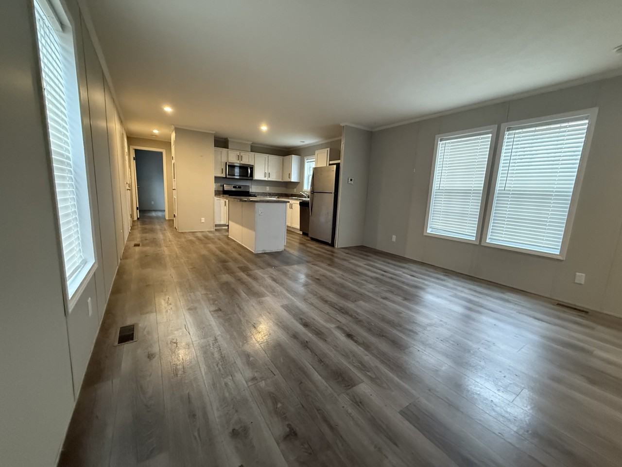 4418 Daisy Ln W #156 - Photo 3 of 25