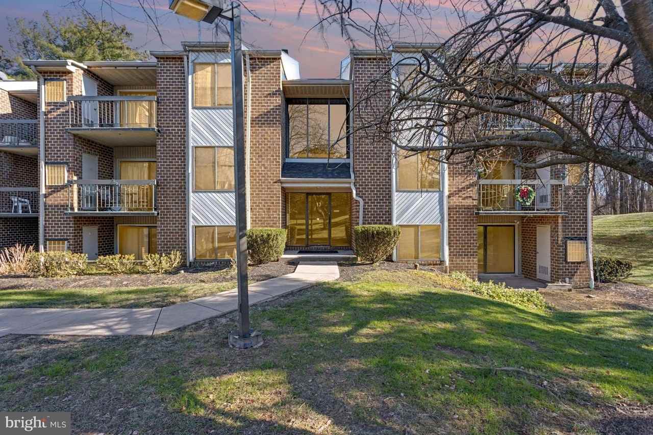 13 Mullingar Court #102 - Photo 2 of 27