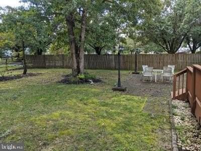 5001 Pupfish Ct - Photo 2 of 9