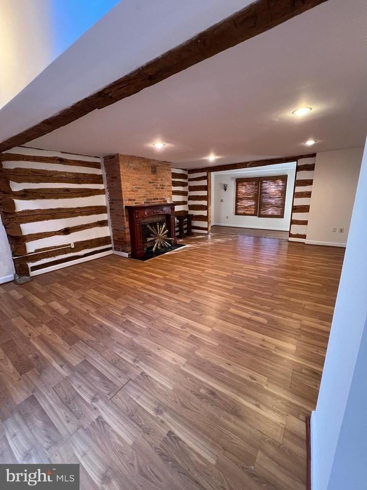 2834 E Boss Arnold Rd Unit A - Photo 5 of 16