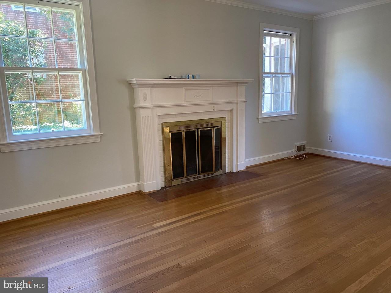 5516 Glenwood Road - Photo 3 of 22