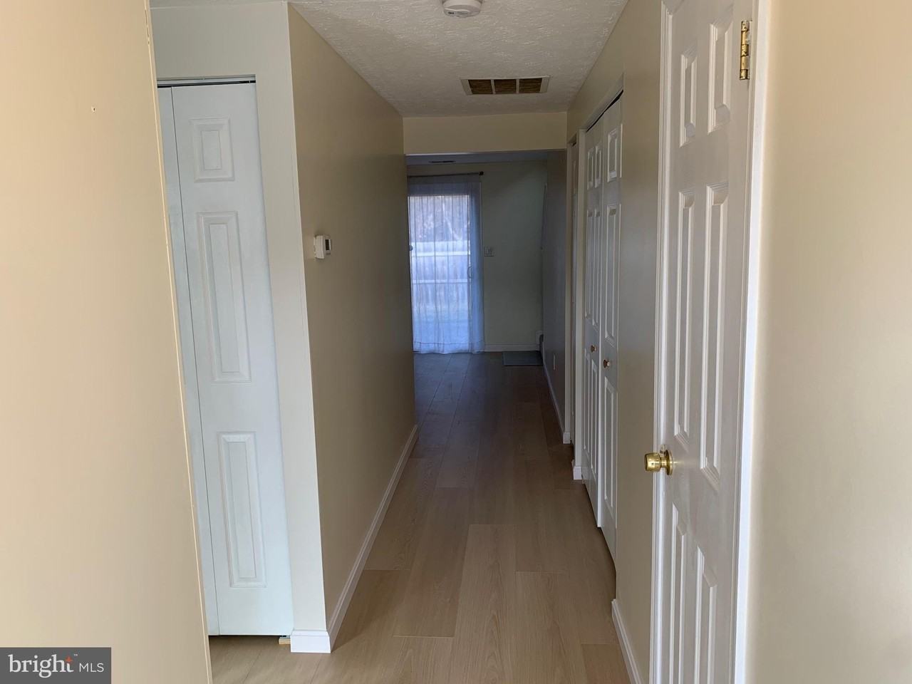 1126 Pewter Ct - Photo 2 of 24