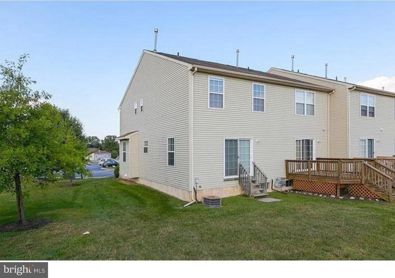 69 Yellowwood Court - Photo 2 of 12