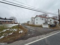 937 Main St - Photo 1 of 1