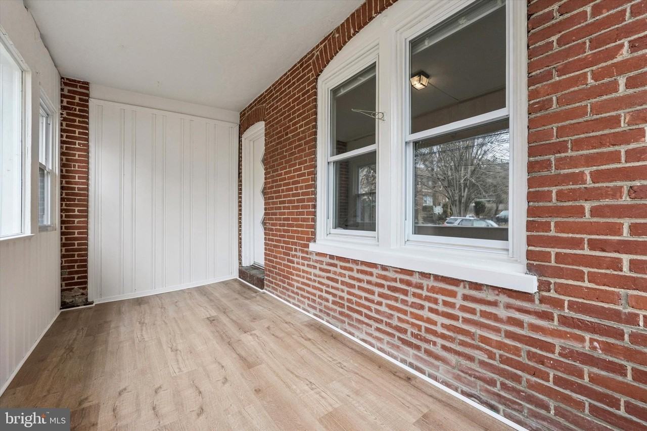 10 West Jefferson Street - Photo 2 of 24