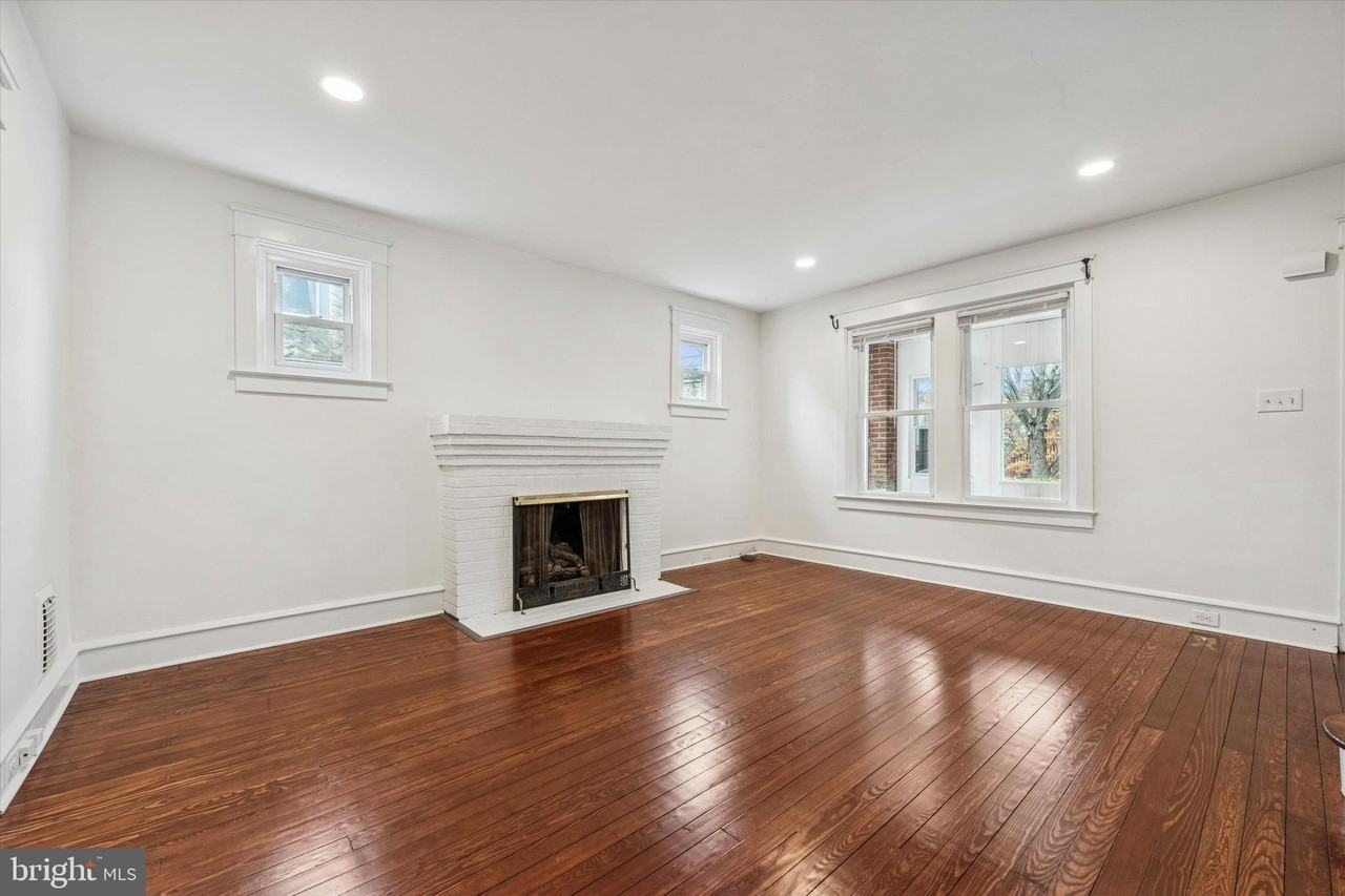 10 West Jefferson Street - Photo 4 of 24