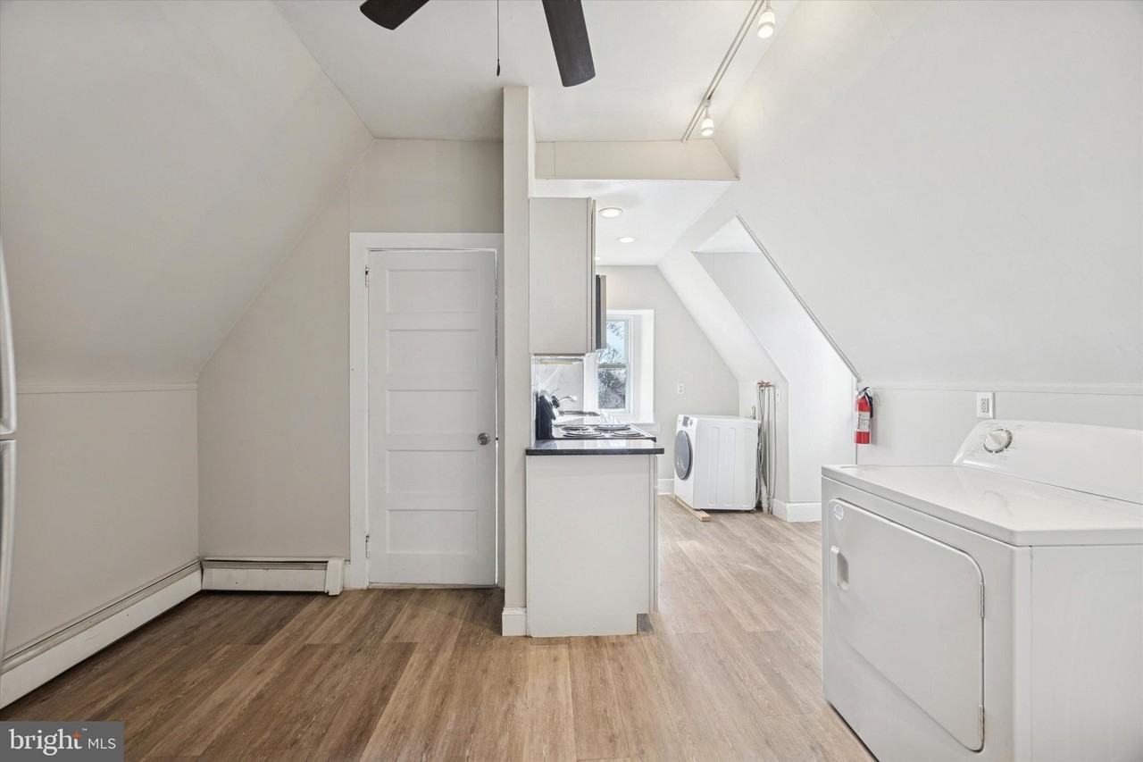 222 Henderson Avenue #3 - Photo 6 of 15