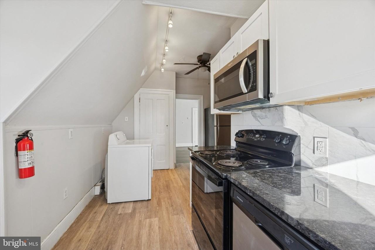 222 Henderson Avenue #3 - Photo 7 of 15