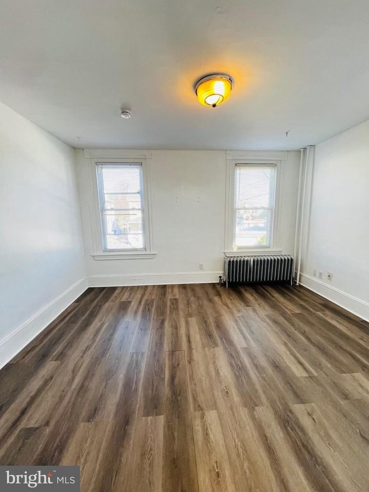 312 Jefferson Avenue - Photo 7 of 15