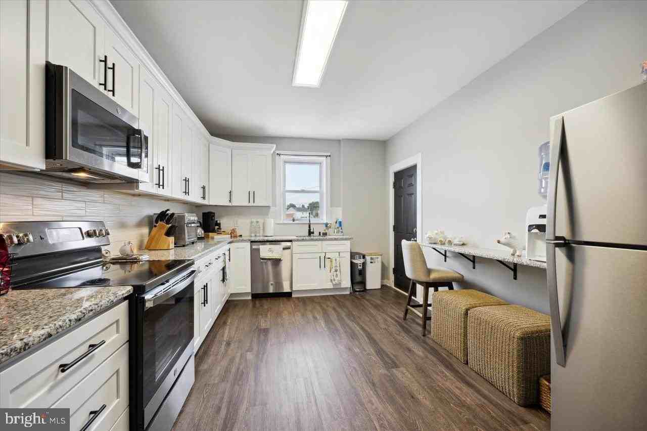 443 Depot St - Photo 7 of 20