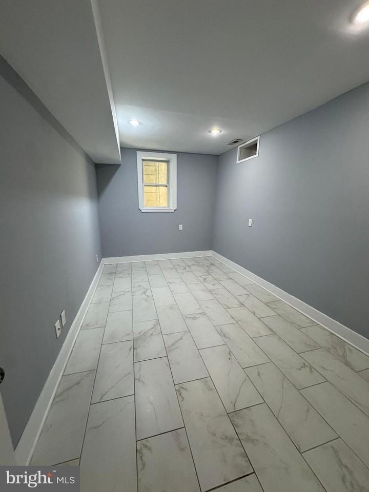 1522 Willington Street #1 - Photo 7 of 27