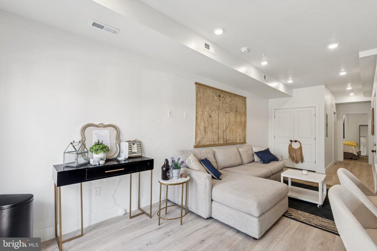 1602 1602 RIDGE unit: #2 #2 - Photo 4 of 17