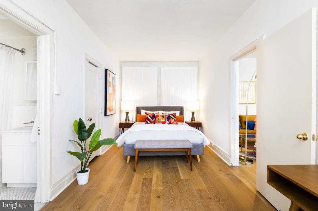 1229 Chestnut Street #1617 - Photo 3 of 19