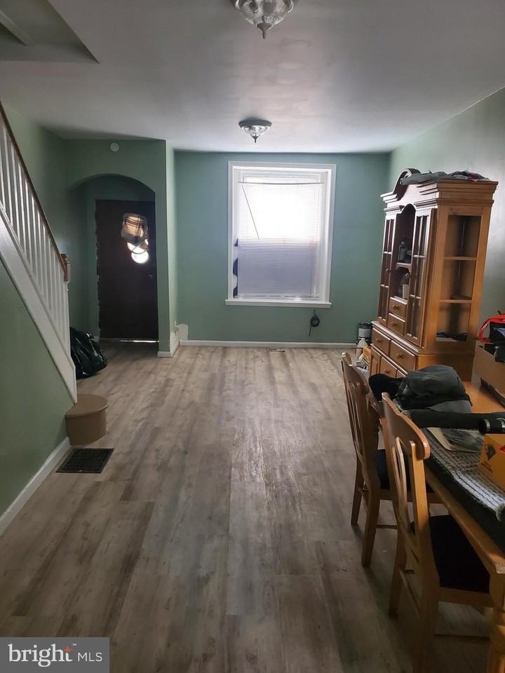 3083 Weikel Street - Photo 4 of 12