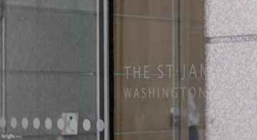 featured image of 206 West Washington Square #1908