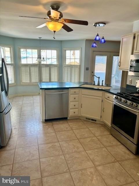 1110 Gora Rd S - Photo 4 of 14