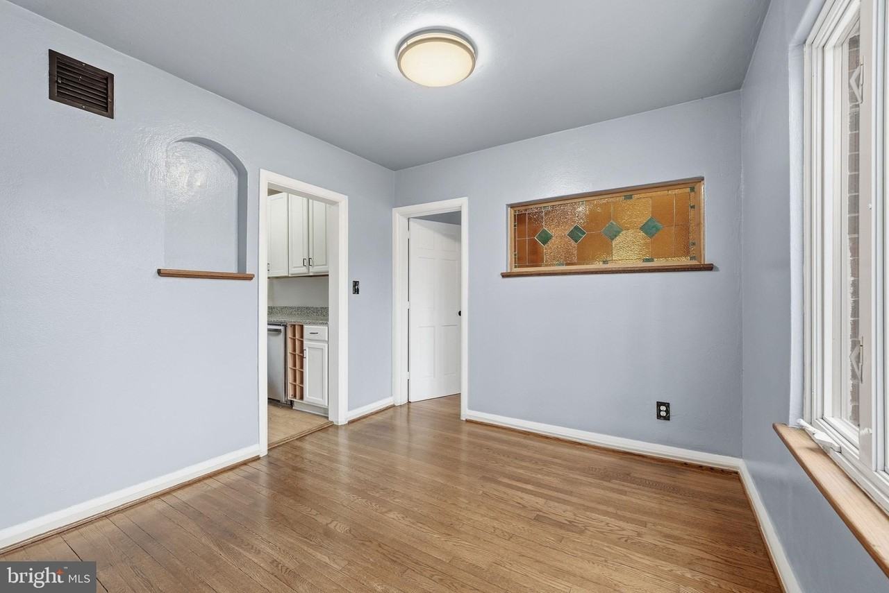 2030 North Quinn Street - Photo 3 of 27