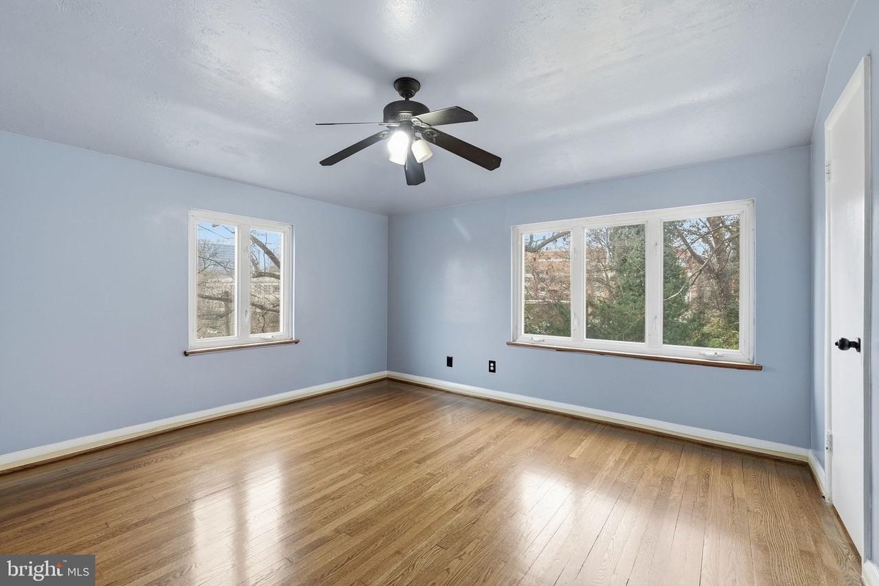 2030 North Quinn Street - Photo 4 of 27