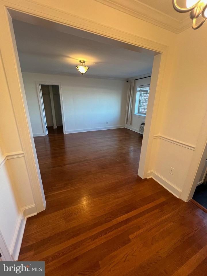 Washington Street #327 - Photo 6 of 12