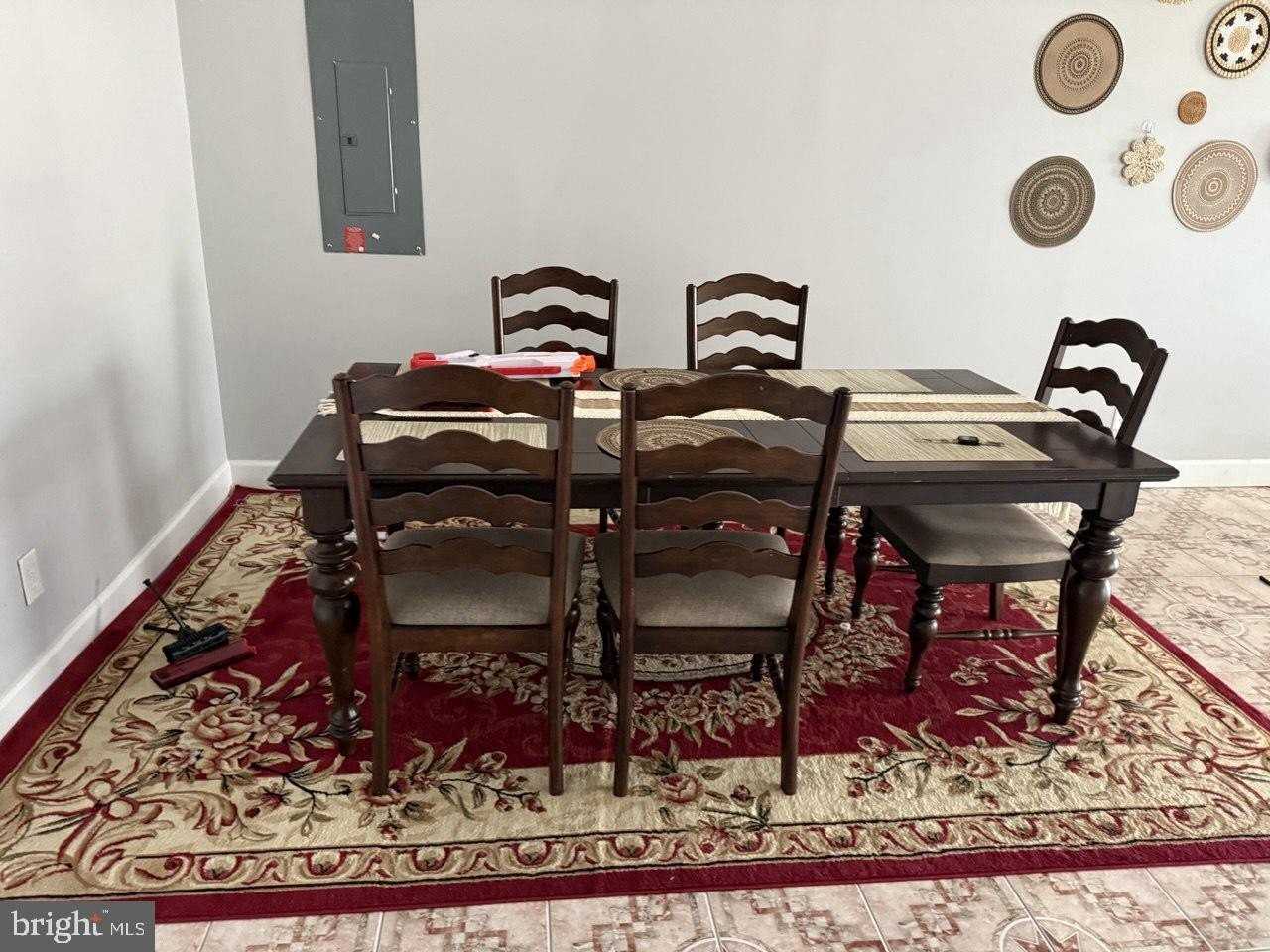 7375 Trundle Court - Photo 2 of 9