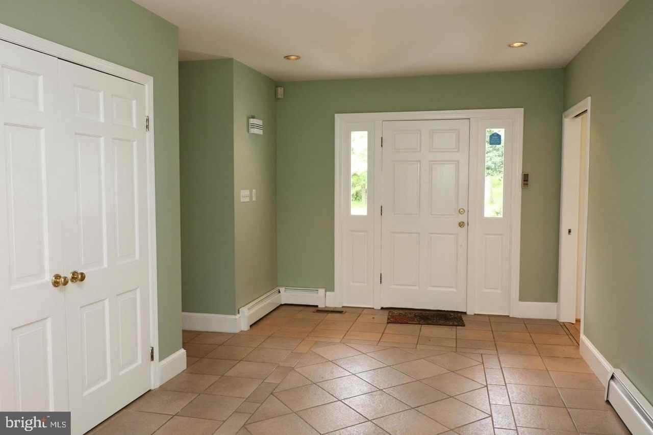 901 Walker Road - Photo 4 of 50