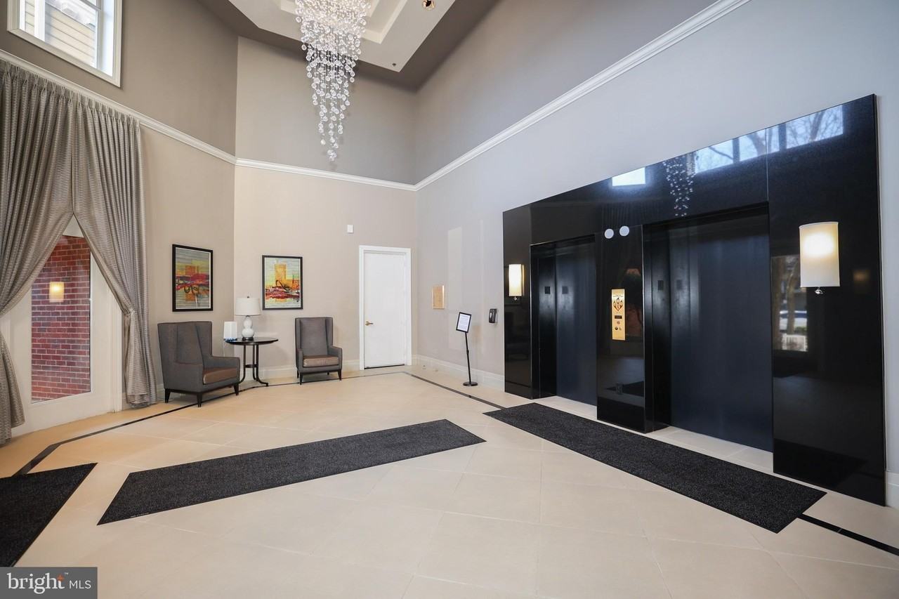 1625 International Drive #410 - Photo 4 of 6