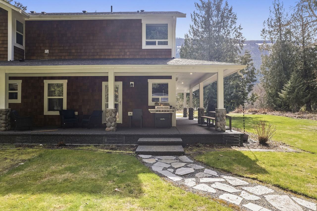 Theo Ln - Photo 2 of 46