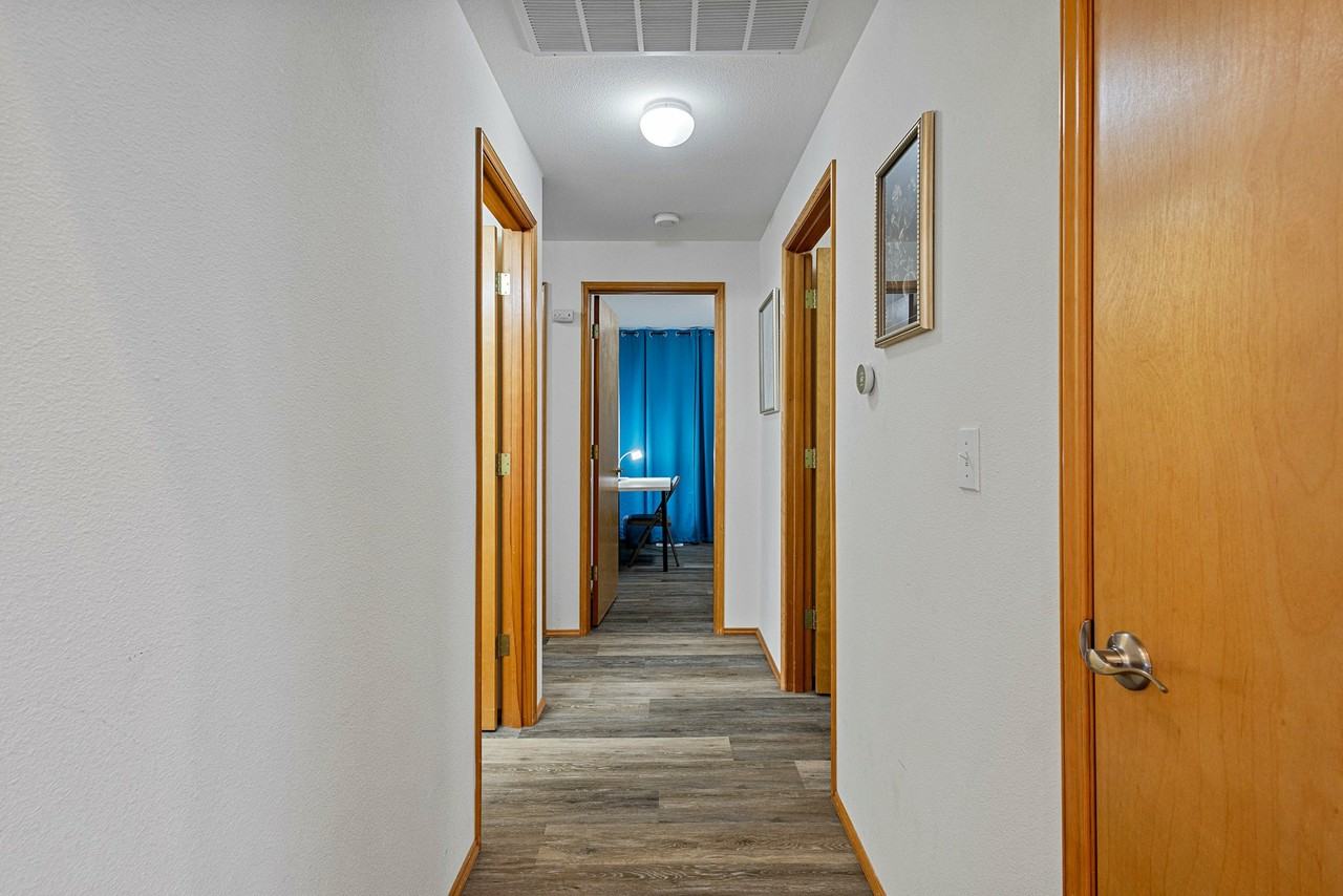 81st Pl Ne - Photo 7 of 27