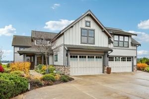 featured image of Turnstone Ln