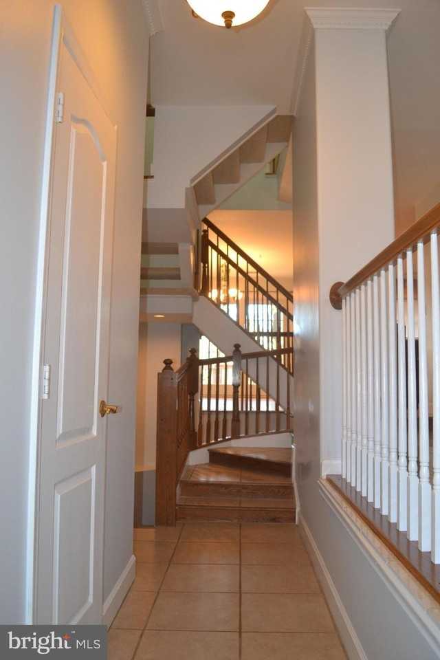 3947 Valley Ridge Drive - Photo 2 of 27