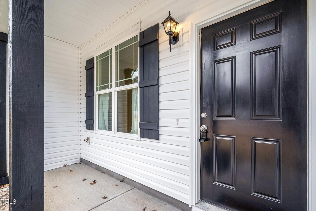 67 Stewarts Knob Drive - Photo 2 of 26