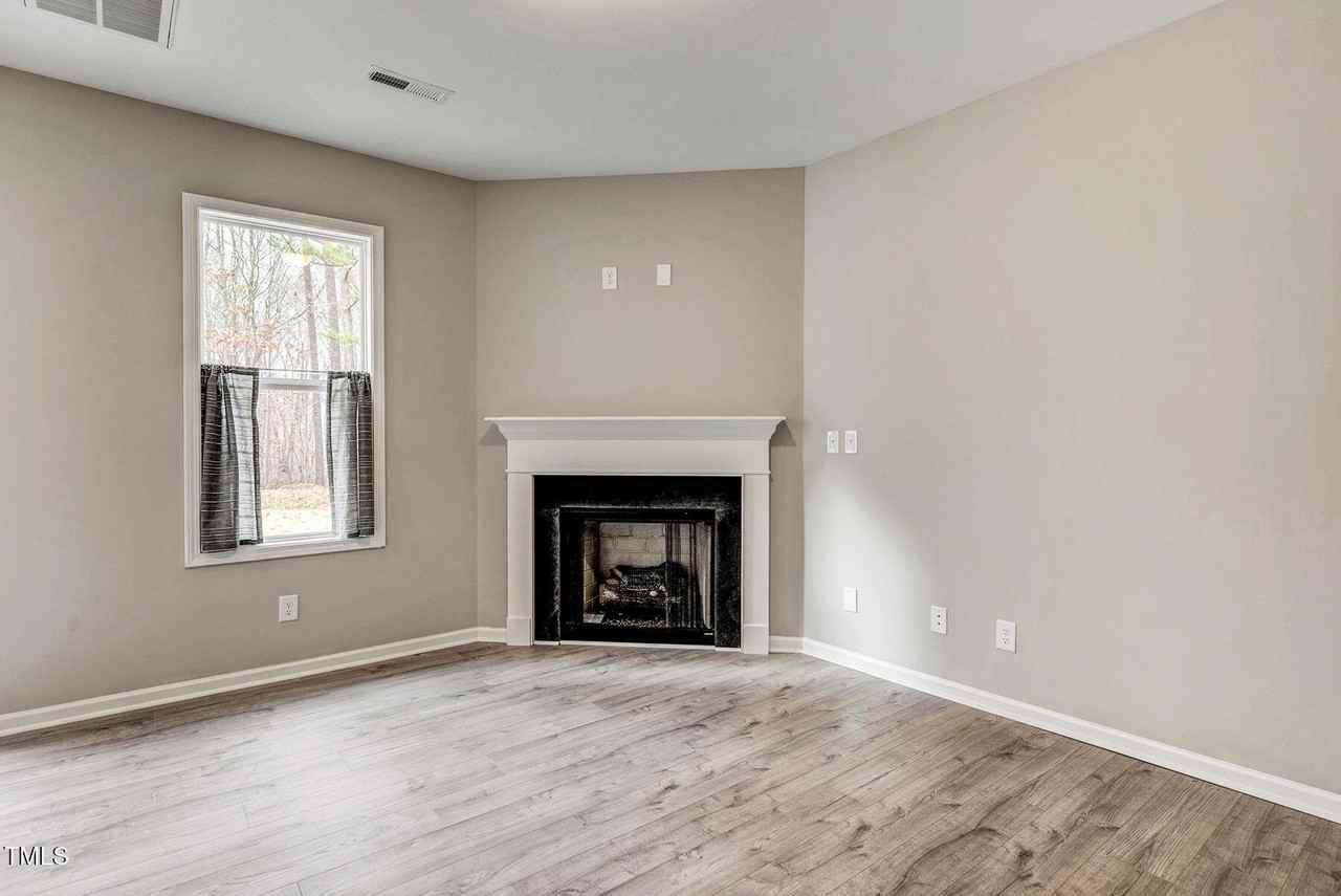 67 Stewarts Knob Drive - Photo 4 of 26