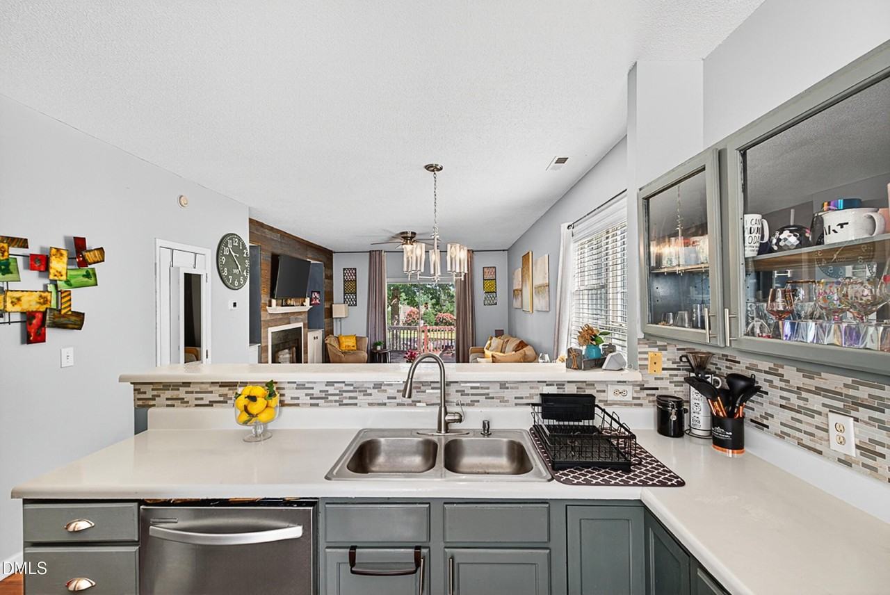 5351 Cog Hill Ct - Photo 5 of 15