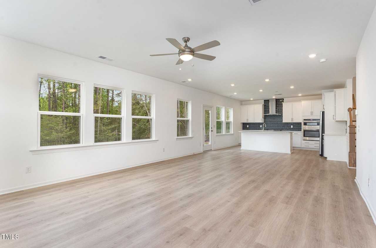 611 Contento Ct - Photo 3 of 15