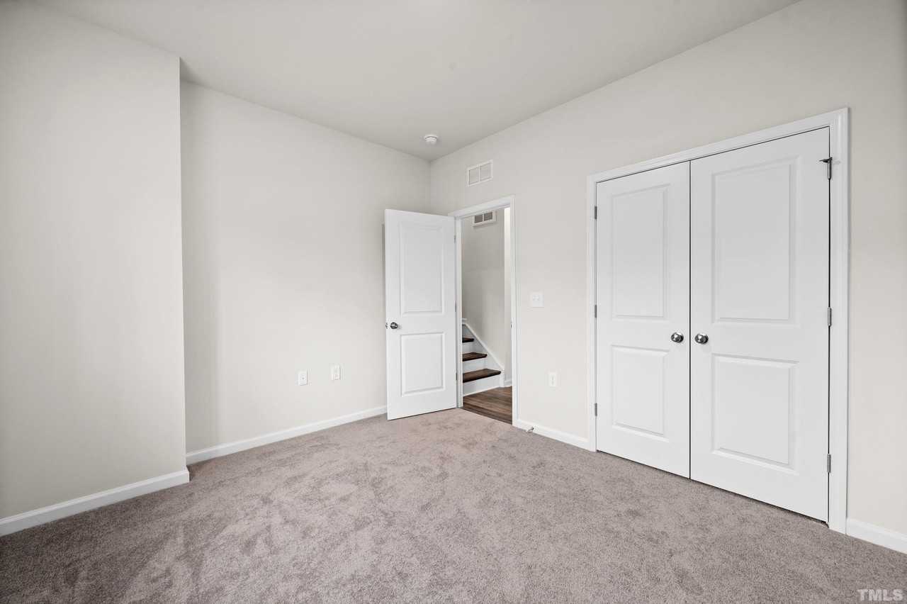 414 Odham Ln - Photo 3 of 29