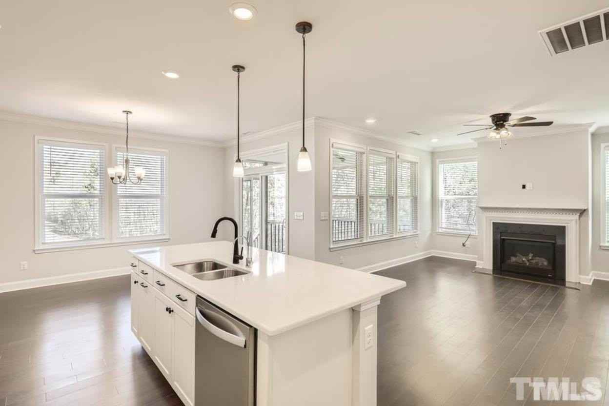 2735 Dilly Dally Court - Photo 6 of 20