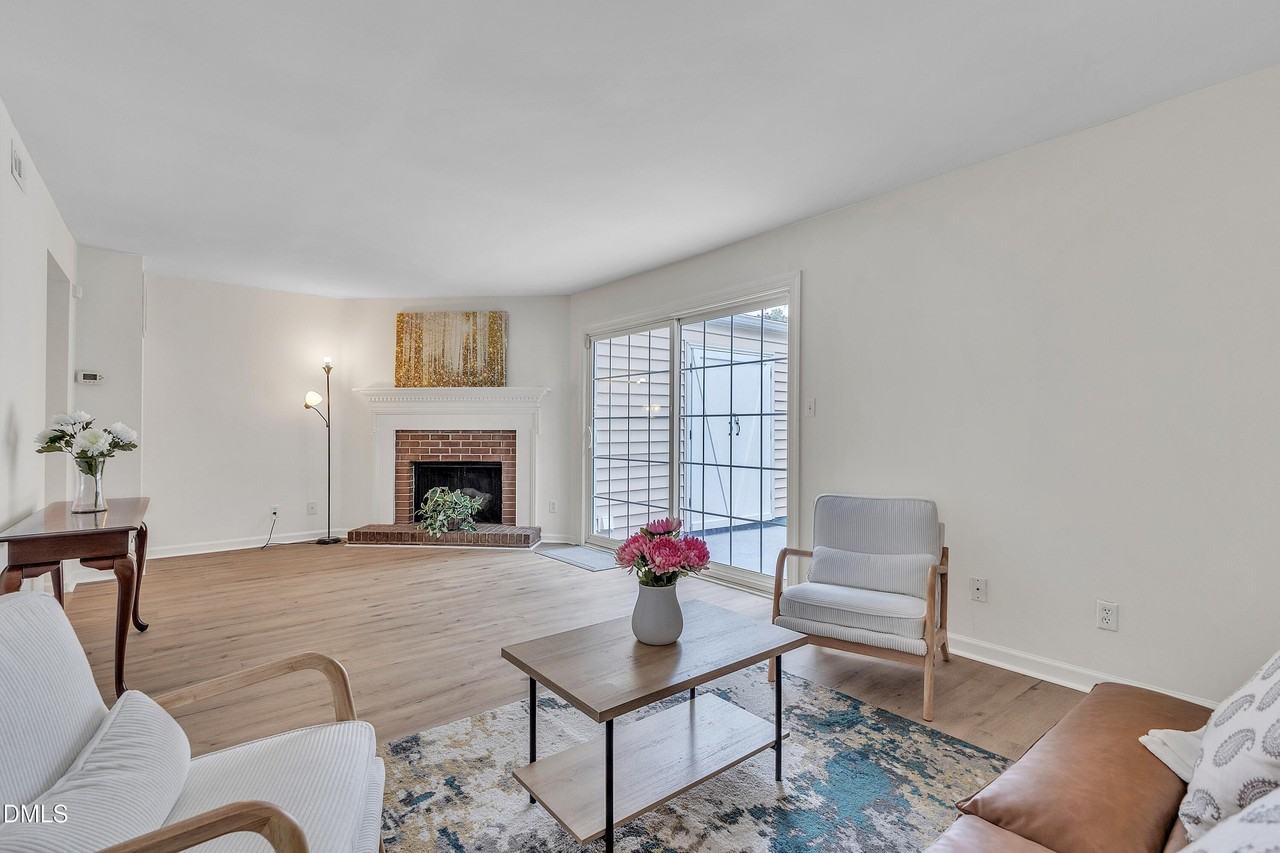 12 Patriot Cir - Photo 2 of 12