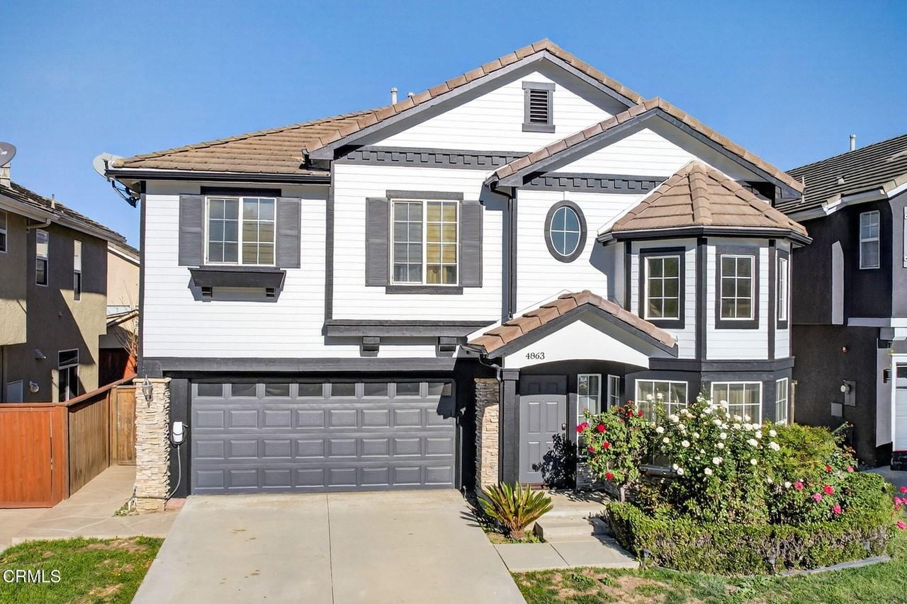 4863 Templeton Street - Photo 4 of 50