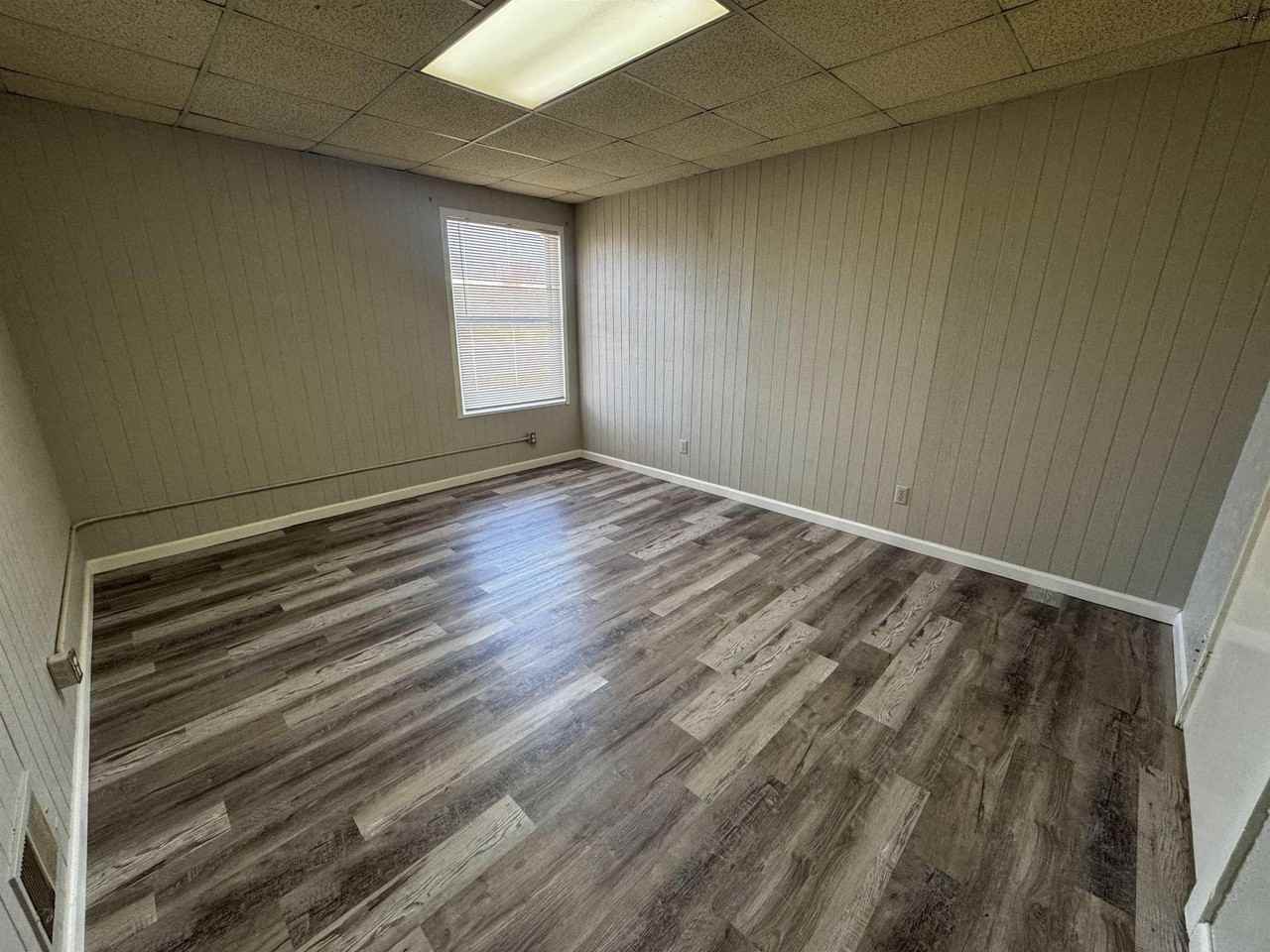 3201 Southwest Drive #5 - Photo 5 of 12