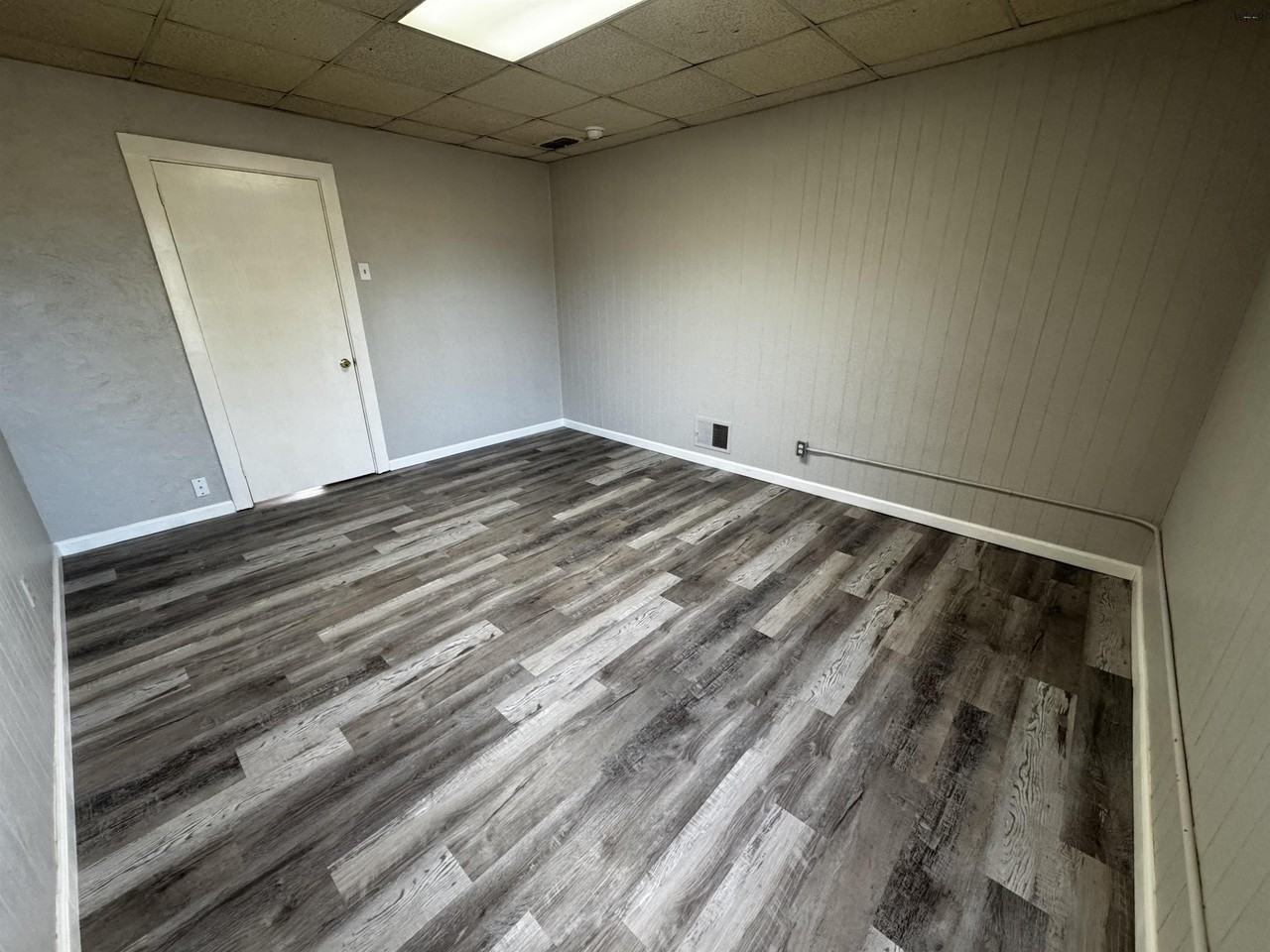 3201 Southwest Drive #5 - Photo 6 of 12