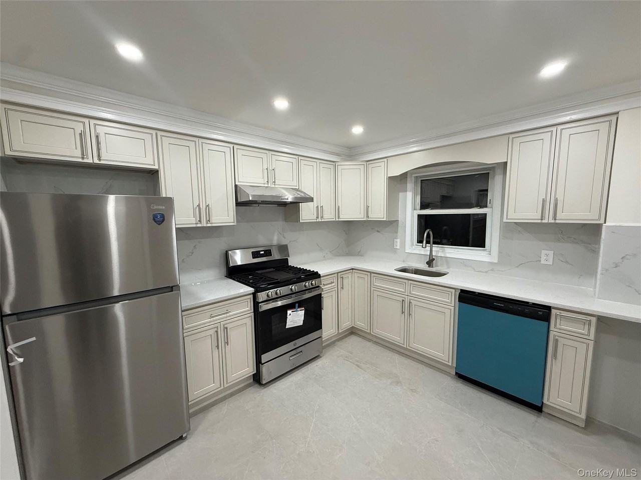 14731 229th St Unit 2 #2 - Photo 7 of 14