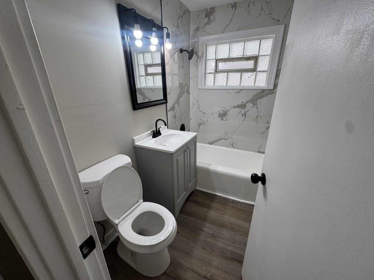 15408 Dobson Avenue - Photo 4 of 4